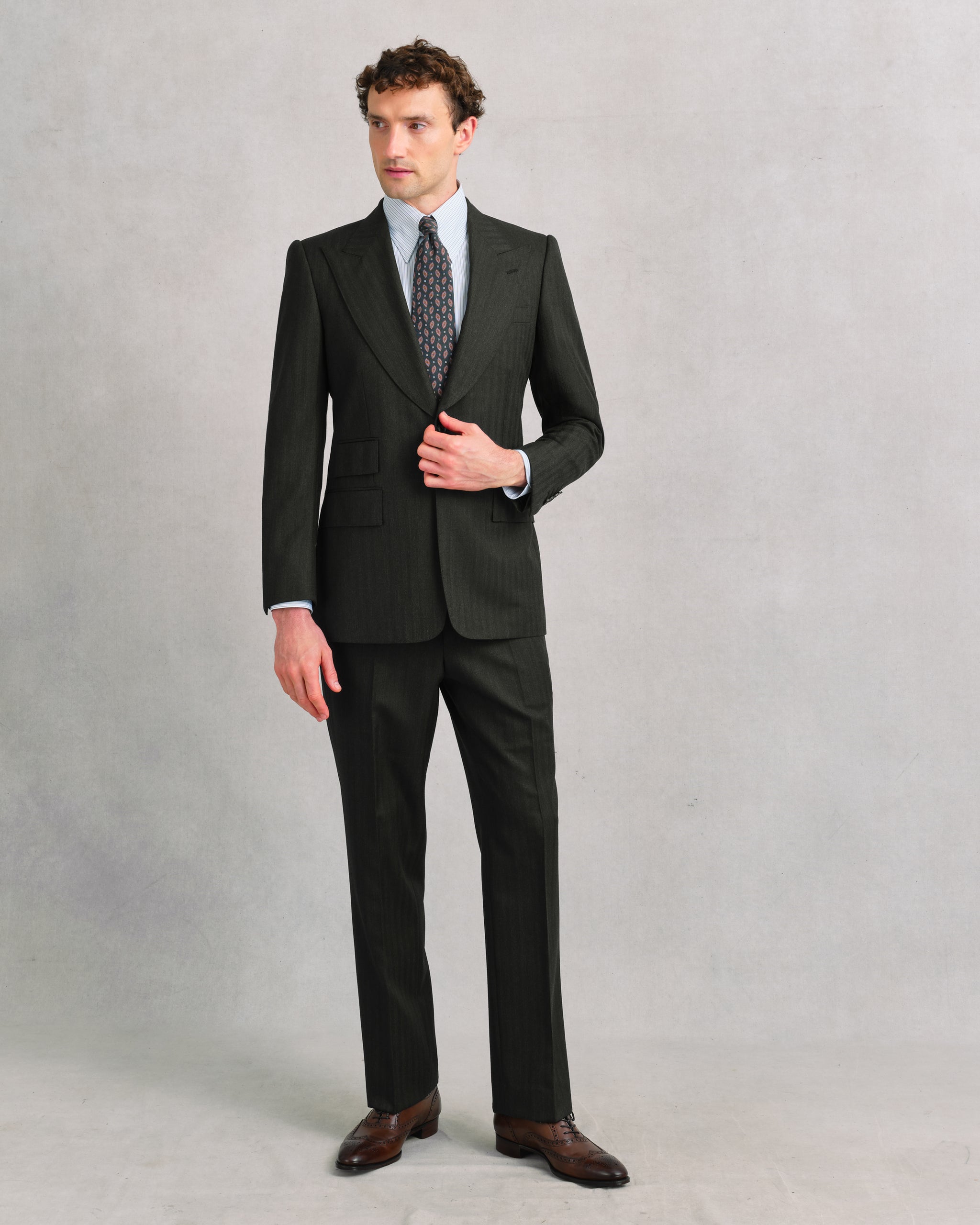 Obsidian Herringbone Heritage Suit – Edward Sexton