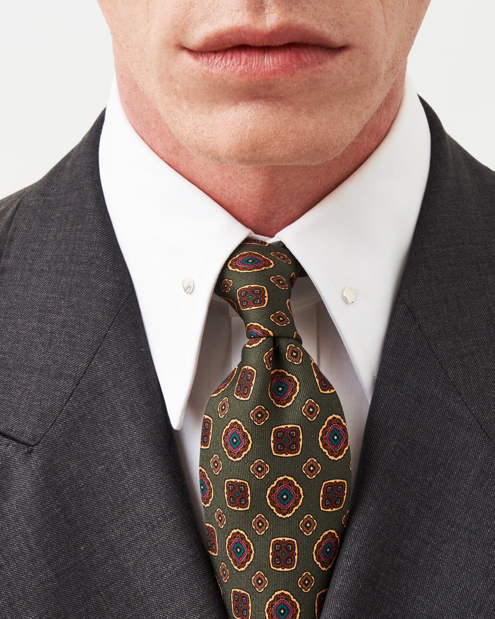 White business shirt with pinned collar – Viggo London